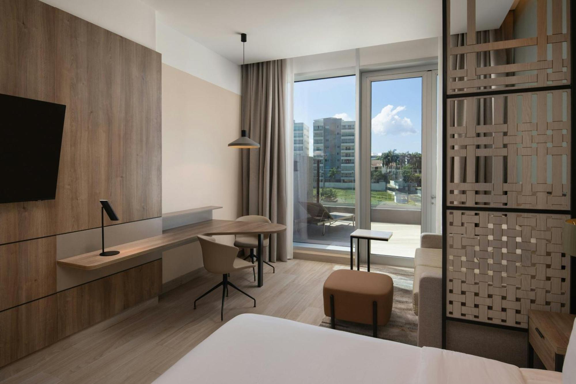 Residence Inn By Marriott Сантьяго-де-лос-Кабальерос Экстерьер фото
